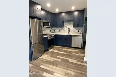 173 Water St #5, Williamstown, MA 01267 - Photo 1