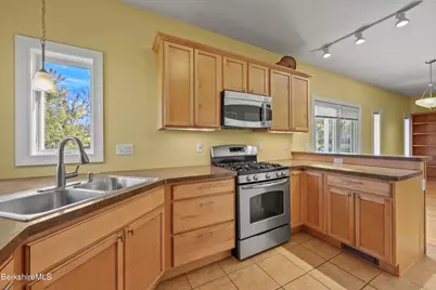 22 Luce Rd, Williamstown, MA 01267 - Photo 19