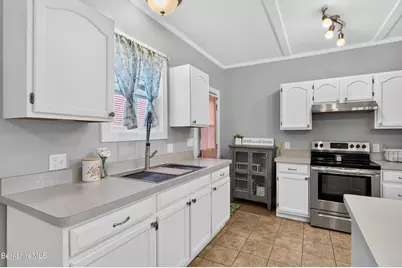 49A Arnold Place #A, North Adams, MA 01247 - Photo 7