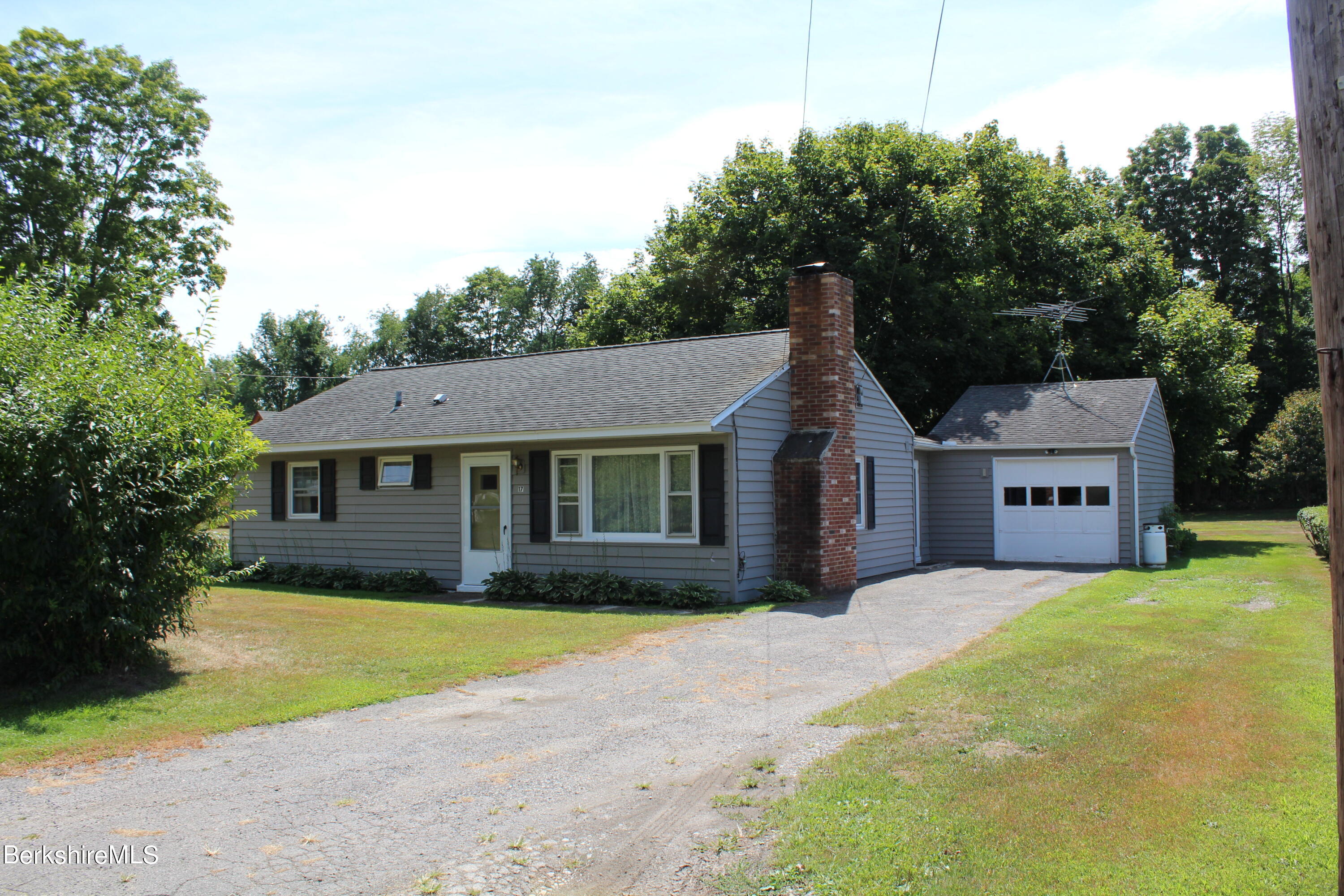17 Wyantenuck St, Great Barrington, MA 01230 MLS 238667 Coldwell Banker