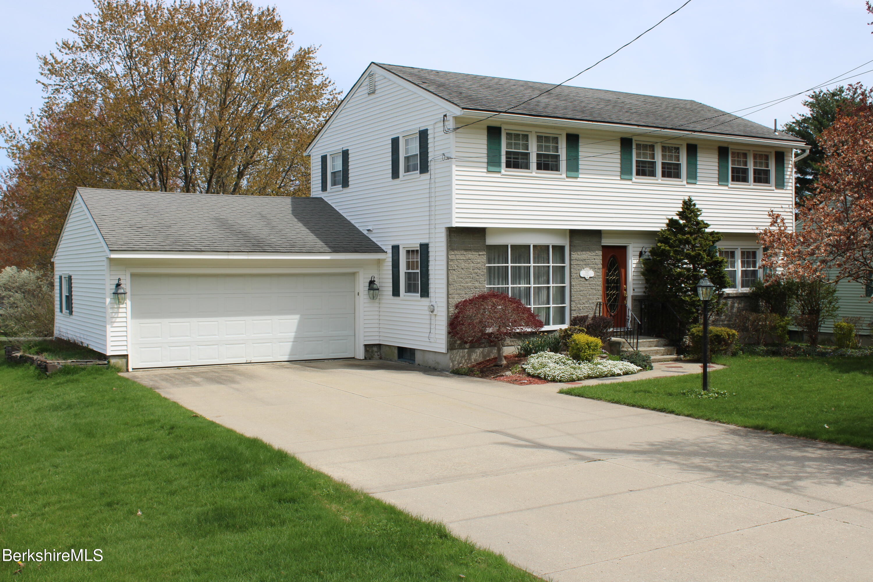 597 Williams St, Pittsfield, MA 01201 MLS 240251 Coldwell Banker