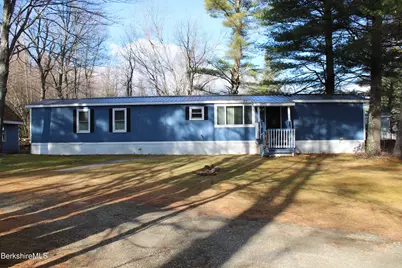 4 Brunet Place, Hinsdale, MA 01235 - Photo 1