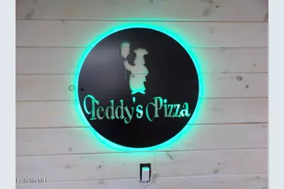 508 East St, Pittsfield, MA 01201 - Photo 1