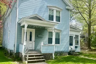 61 Pomeroy Ave, Pittsfield, MA 01201 - Photo 1