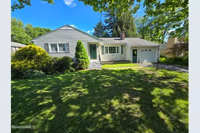 86 Asci Dr, Pittsfield, MA 01201 - Photo 1