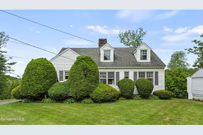 44 Jason St, Pittsfield, MA 01201 - Photo 1