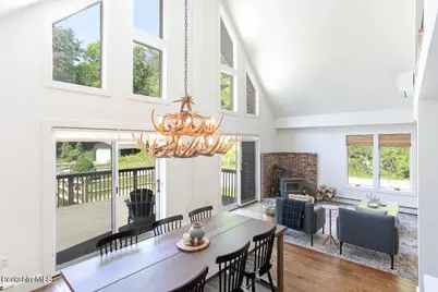 20 Hillside Ln, Sheffield, MA 01222 - Photo 1