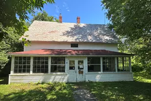 425 Barbour St, North Adams, MA 01247 - Photo 1