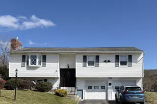 184 McIntosh Dr, Pittsfield, MA 01201 - Photo 1