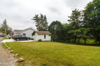 5 Stevens St, Pittsfield, MA 01201 - Photo 1