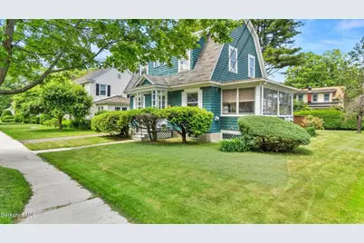 50 Harding St, Pittsfield, MA 01201 - Photo 1