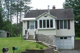 34 Bryant St, Pittsfield, MA 01201 - Photo 1