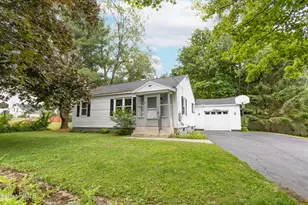 35 Beverly St, Dalton, MA 01226 - Photo 1