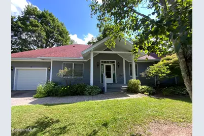 11 Prospect Hill Rd #1, Stockbridge, MA 01262 - Photo 1