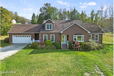 20 Pleasant View Dr, Cheshire, MA 01225 - Photo 1