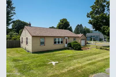 285 Sand Springs Rd, Williamstown, MA 01267 - Photo 1