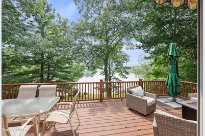 15 Grove Ave, Lanesborough, MA 01237 - Photo 1