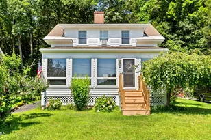 25 Park St, Stockbridge, MA 01262 - Photo 1