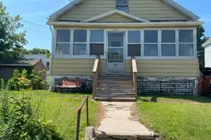 245 Onota St, Pittsfield, MA 01201 - Photo 1