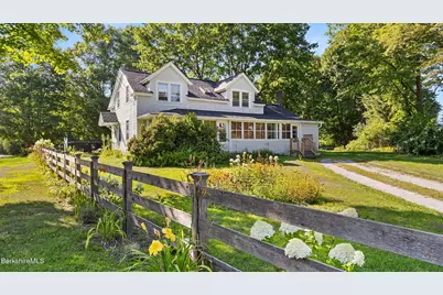 19 Washington Square, West Stockbridge, MA 01266 - Photo 1