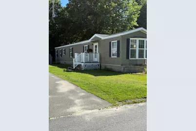 19 Lakewood Dr, Pittsfield, MA 01201 - Photo 1