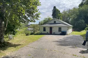 193 S Mountain Rd, Pittsfield, MA 01201 - Photo 1