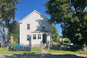 15 Atlantic Ave, Pittsfield, MA 01201 - Photo 1