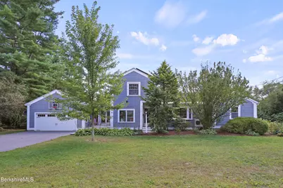 51 Colonial Ave, Williamstown, MA 01267 - Photo 1