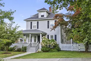 75 Livingston Ave, Pittsfield, MA 01201 - Photo 1