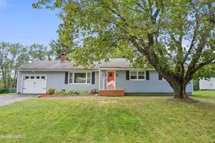 17 Sunnyside Dr, Dalton, MA 01226 - Photo 1