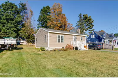 8 Balance Rock Rd, Lanesborough, MA 01237 - Photo 1