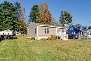 8 Balance Rock Rd, Lanesborough, MA 01237 - Photo 1