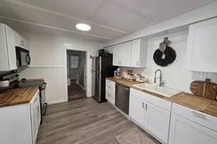 98 Friend St, Adams, MA 01220 - Photo 1