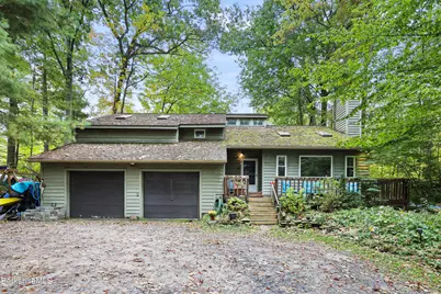 1592 County Rd, Sheffield, MA 01230 - Photo 1