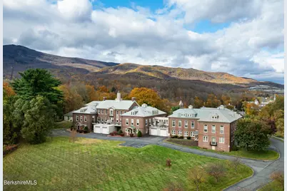 4 Edmunds St #A101, Adams, MA 01220 - Photo 1