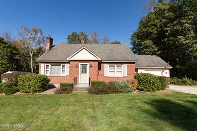 22 Balance Rock Rd, Lanesborough, MA 01237 - Photo 1