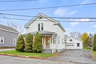 559 Onota St, Pittsfield, MA 01201 - Photo 1