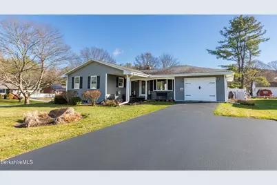 100 Elaine Dr, Pittsfield, MA 01201 - Photo 1