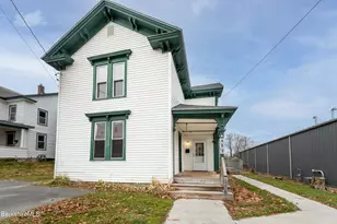 469 Fenn St, Pittsfield, MA 01201 - Photo 1