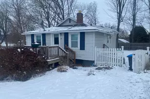 21 Sunset St, Pittsfield, MA 01201 - Photo 1