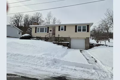 18 Bieniek Ave, Adams, MA 01220 - Photo 1