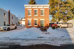 30 Edgewood Rd, Pittsfield, MA 01201 - Photo 1