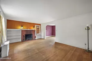 32 Jason St, Pittsfield, MA 01201 - Photo 1