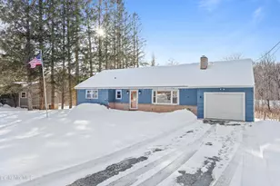 195 Churchill St, Pittsfield, MA 01201 - Photo 1