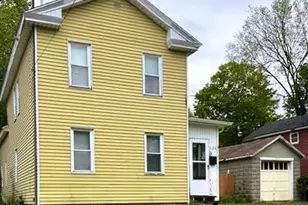 132 Daniels Ave, Pittsfield, MA 01201 - Photo 1