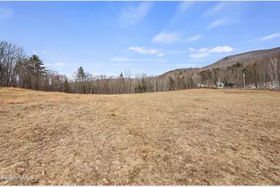 849 Henderson Rd, Williamstown, MA 01267 - Photo 1
