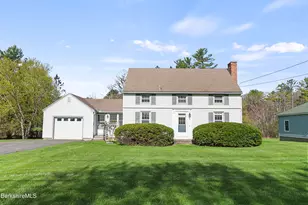 194 Eleanor Rd, Pittsfield, MA 01201 - Photo 1