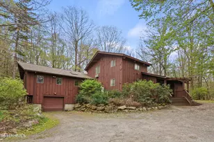 422 Bonny Rigg Hill Rd, Becket, MA 01223 - Photo 1