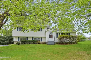 35 Bruce Dr, Dalton, MA 01226 - Photo 1