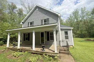 352 W Shaft Rd, North Adams, MA 01247 - Photo 1